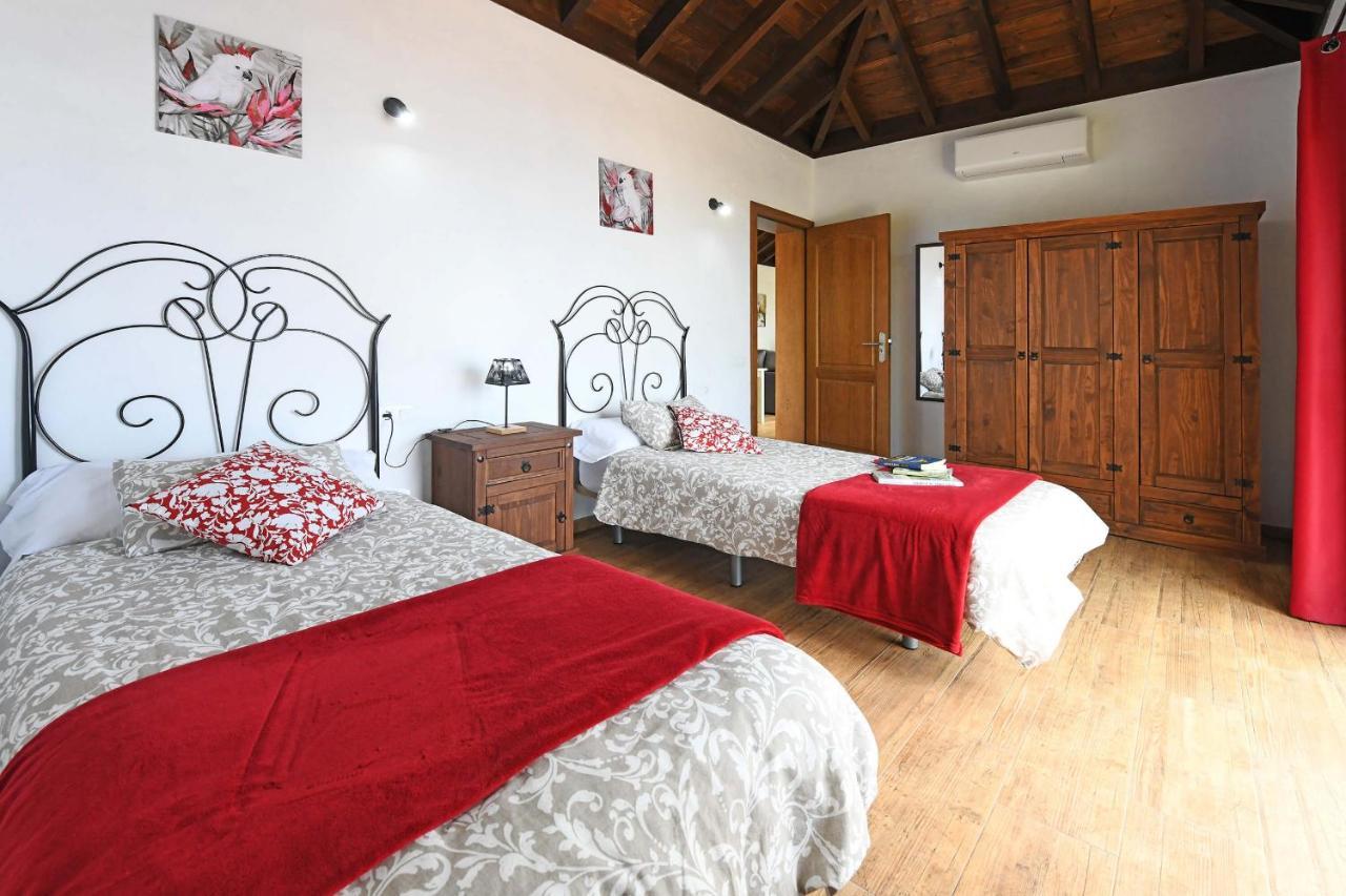Villa Casa Pino Arujo à Tijarafe Extérieur photo